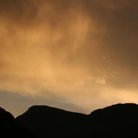 Claudy Et Elizabeth Michellod-dutheil * Le Châble