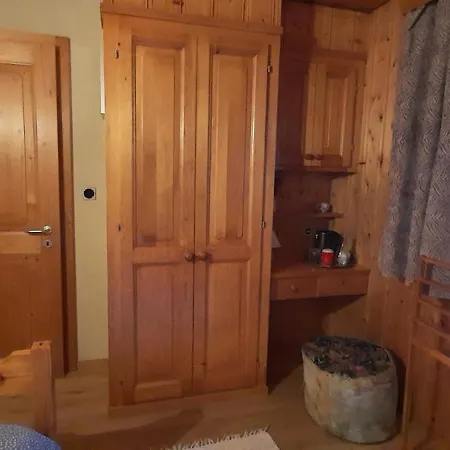 Bnb Claudy Et Elizabeth Michellod-dutheil Bed & Breakfast Le Chable