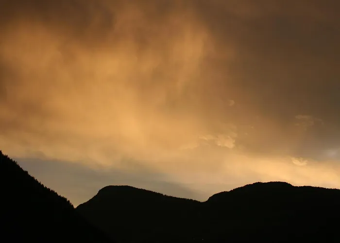 Claudy Et Elizabeth Michellod-dutheil * Le Châble