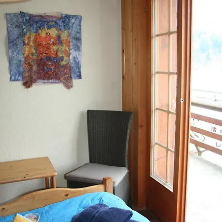 Claudy Et Elizabeth Michellod-dutheil *