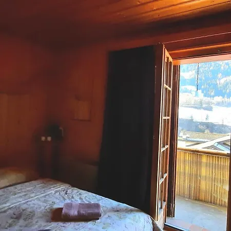 Claudy Et Elizabeth Michellod-dutheil *