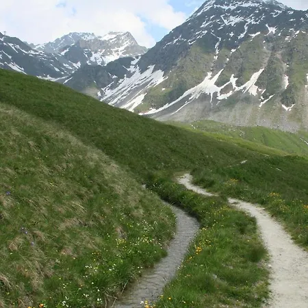 Oda ve Kahvaltı Claudy Et Elizabeth Michellod-dutheil Le Châble