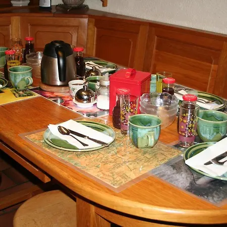 Claudy Et Elizabeth Michellod-dutheil Bed and Breakfast *