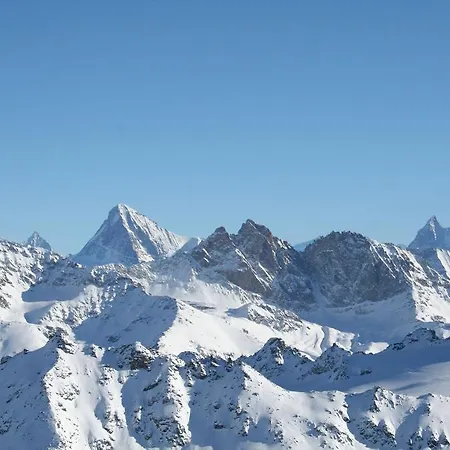 Claudy Et Elizabeth Michellod-dutheil Oda ve Kahvaltı *