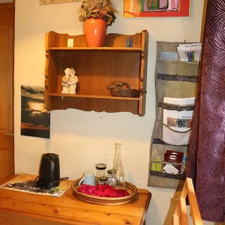 Claudy Et Elizabeth Michellod-dutheil Bed and Breakfast