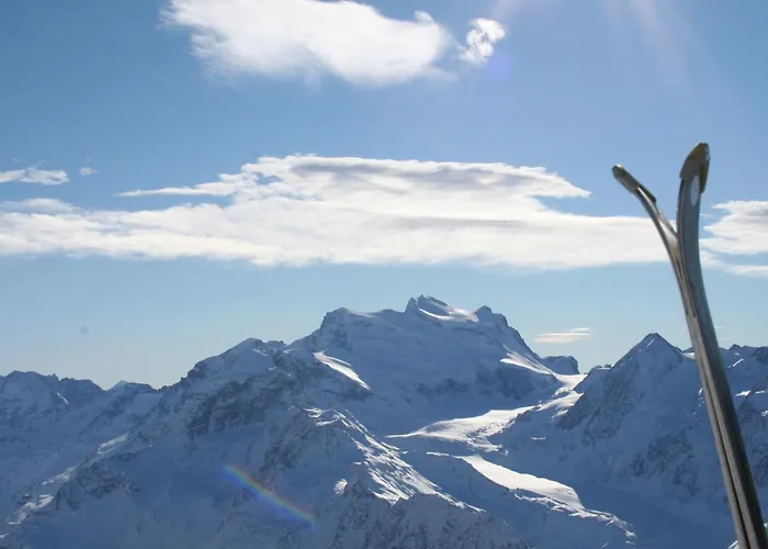 Claudy Et Elizabeth Michellod-dutheil * Le Châble