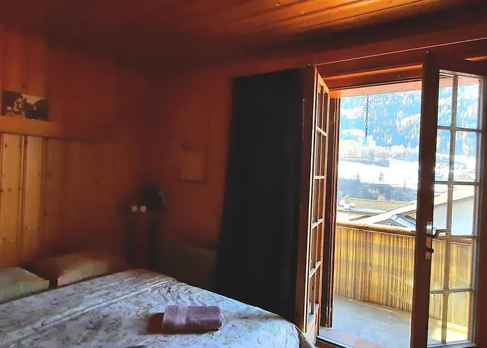 Claudy Et Elizabeth Michellod-dutheil *